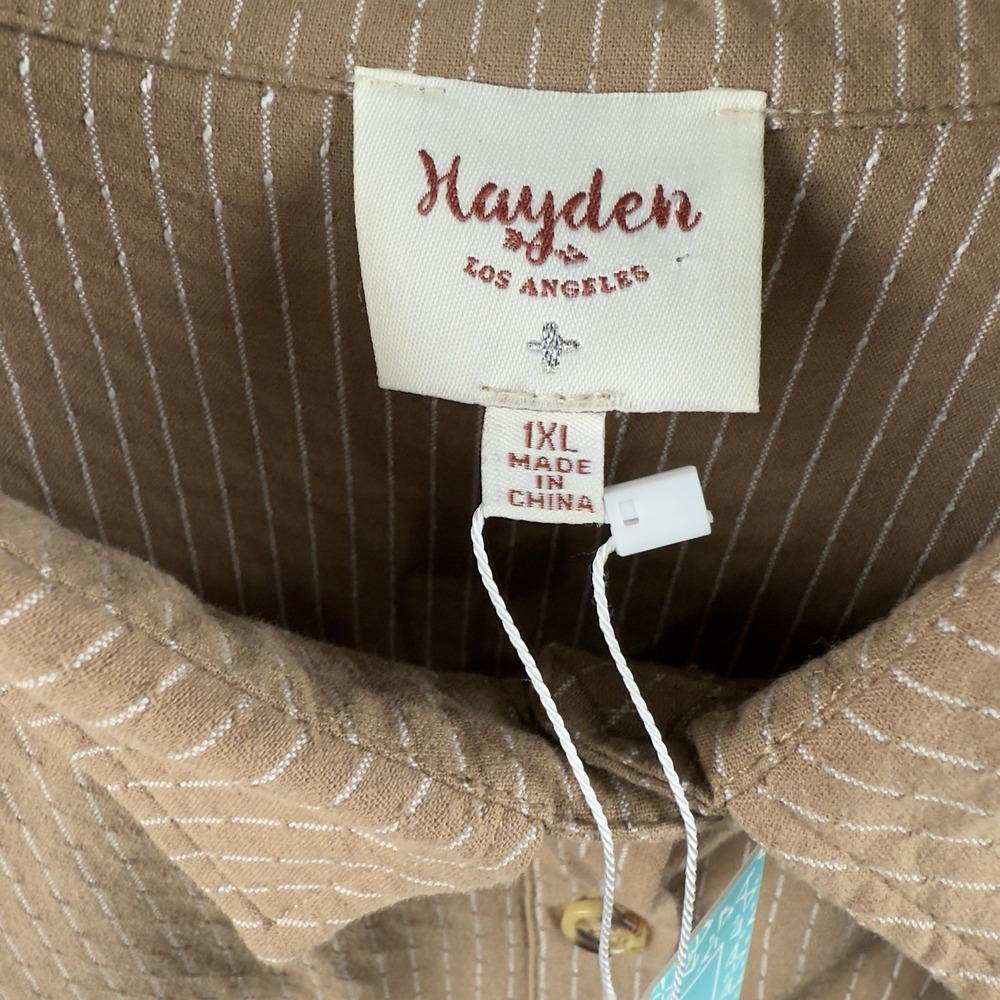 Hayden Shirt Womens 1XL Button Up Top Comfort Casual Preppy Career Pockets Taupe - Picture 4 of 16